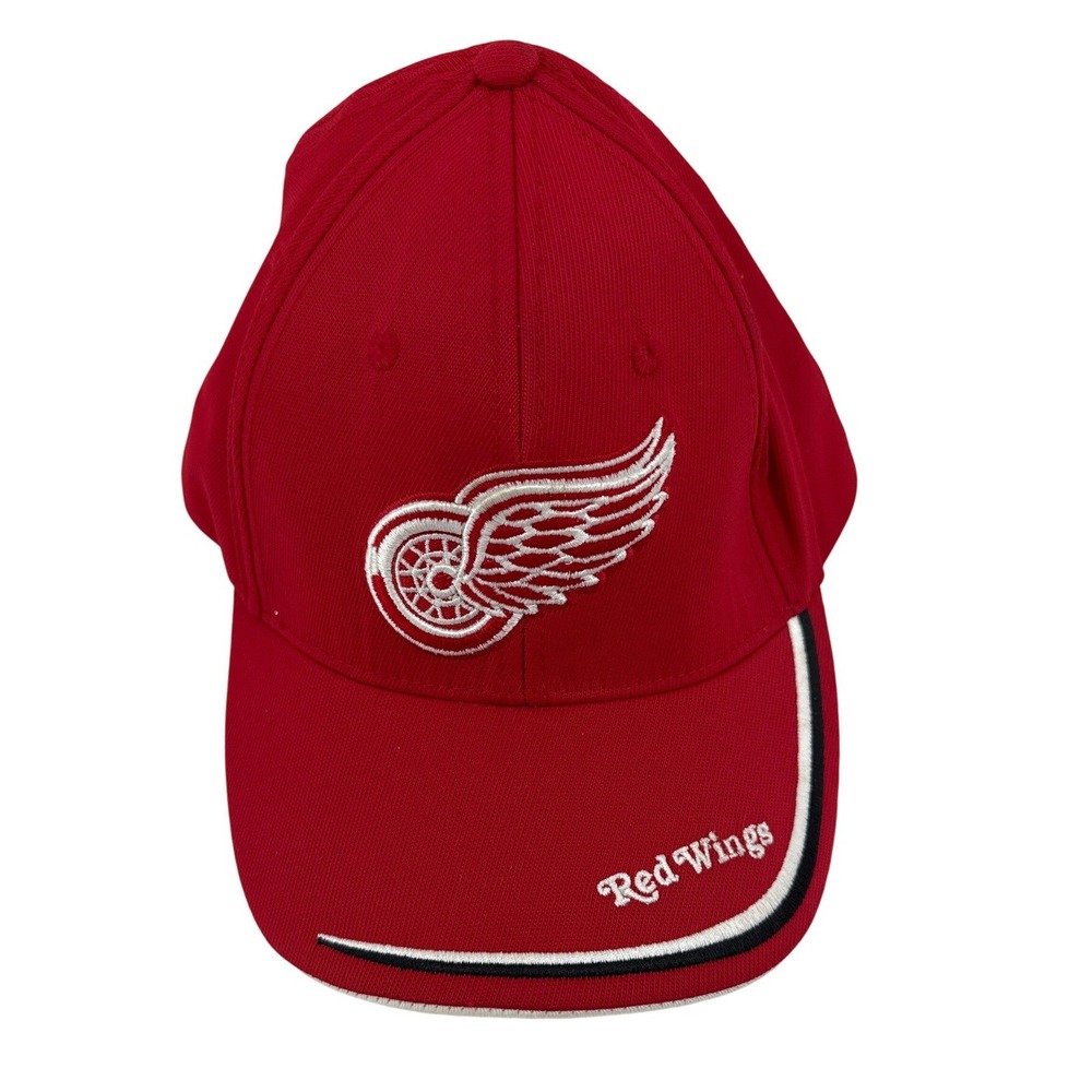 Fan Favorite Detroit Red Wings NHL Hockey Hat Red Adjustable One Size Cap